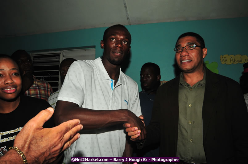 Usain Bolt of Jamaica - The Fastest Man In The World  - Usain Bolt Homecoming Celebrations - Press Conference at the Grand Bahia Principe &amp; Sherwood Content - Waldensia Primary School - Photographs by Net2Market.com - Barry J. Hough Sr. Photojournalist/Photograper - Photographs taken with a Nikon D300 - Negril Travel Guide, Negril Jamaica WI - http://www.negriltravelguide.com - info@negriltravelguide.com...!