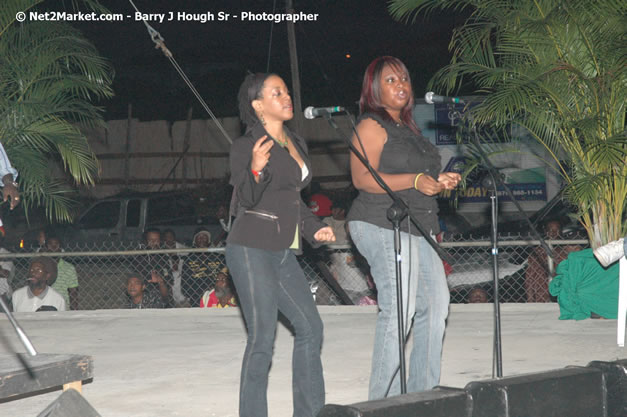 Freddie McGregor @ Western Consciousness 2007 - Presented by King of Kings Productons - Saturday, April 28, 2007 - Llandilo Cultural Centre, Savanna-La-Mar, Westmoreland, Jamaica W.I. - Negril Travel Guide, Negril Jamaica WI - http://www.negriltravelguide.com - info@negriltravelguide.com...!